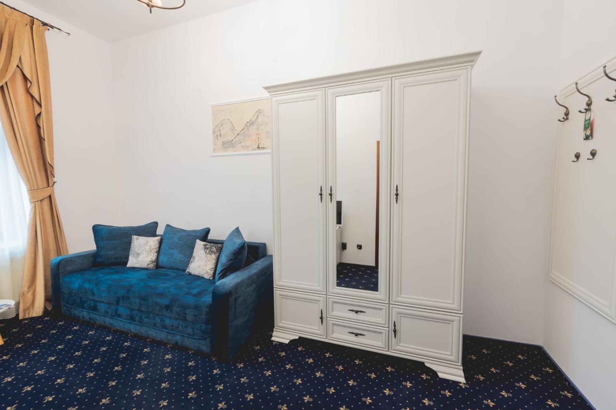 Hotel Carol - Ватра-Дорней Экстерьер фото