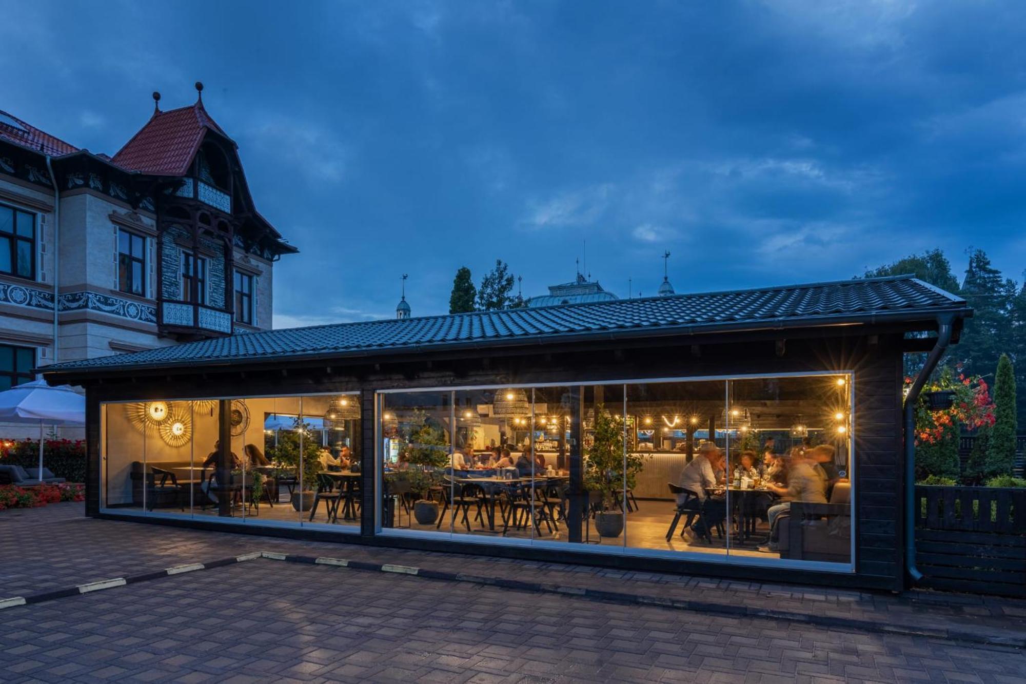 Hotel Carol - Ватра-Дорней Экстерьер фото